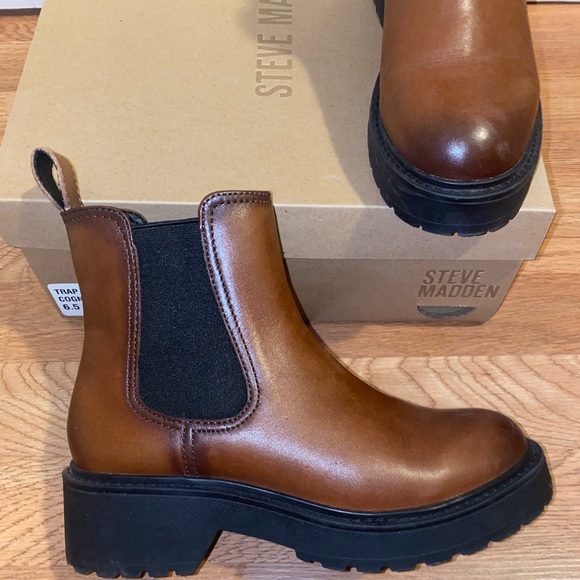 Steve Madden Boots - Picture 2 of 6